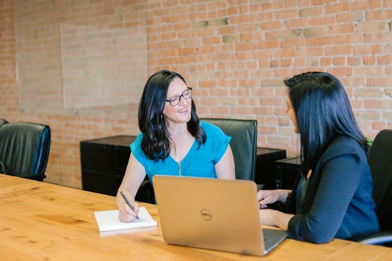 Engineered 1,600+ Enterprise MQLs Through Data-Backed Content Research Studies - MJ Digi Solution Case Study